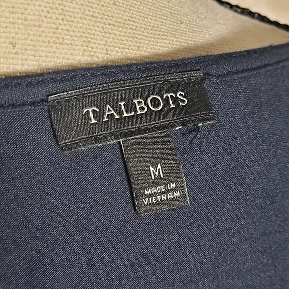 Talbots Size Medium Tunic Top Navy w Red/Cream Accents - Picture 7 of 10